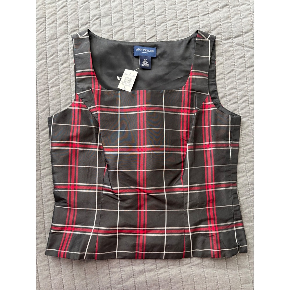 Ann Taylor Petites Silk Plaid Shell Top Red Black Square Neck NWT 4P - Picture 2 of 7
